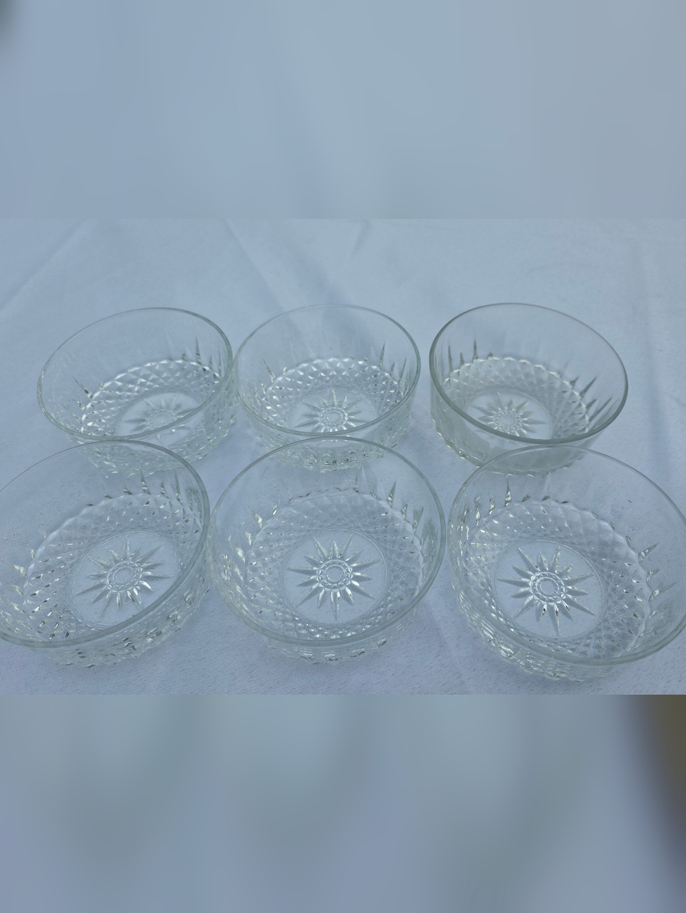 Arcoroc France Clear Glass Dessert Bowls Set of  5 Diamond Cut Starburst Pattern